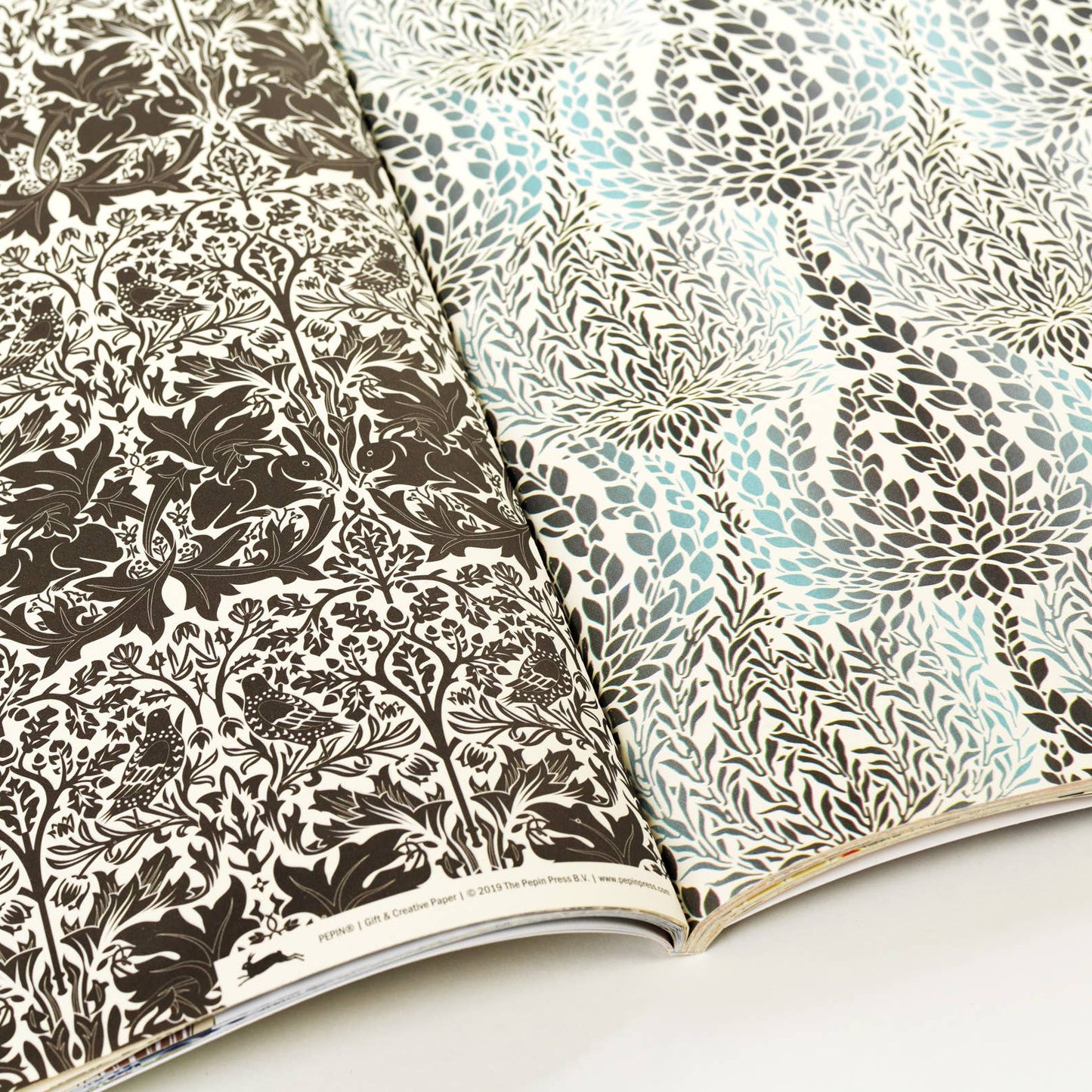 Arts & Crafts Movement Gift & Creative Paper Book Vol. 092